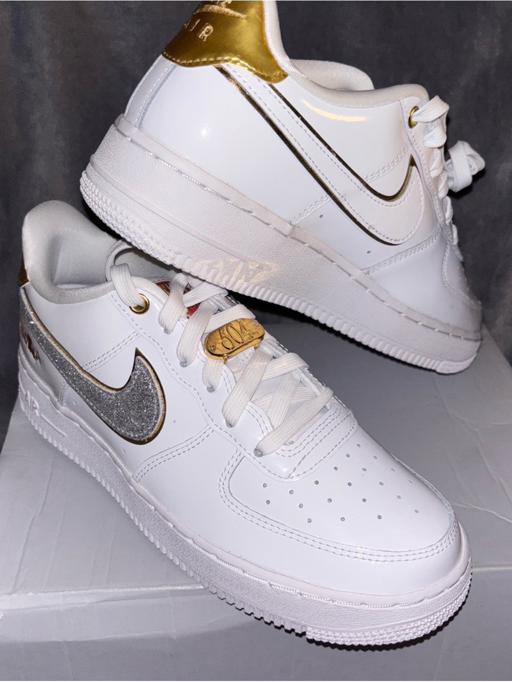 Nike Air Force 1 PRM NOLA GS DZ5292-100 White Silver Gold Size 6 New in Box